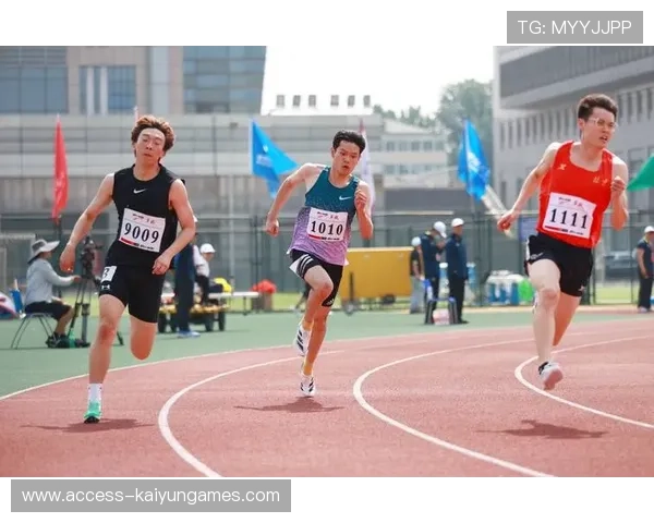 赛事现场：运动员“壮阔瞬间”大放送