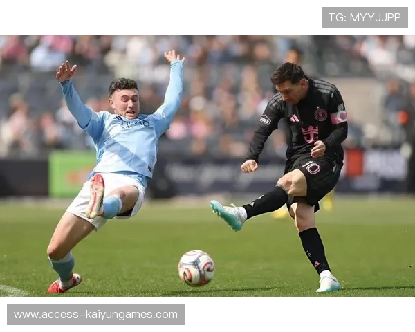 梅西低射打近角，迈阿密国际门将无力回天，梅西对阵秘鲁